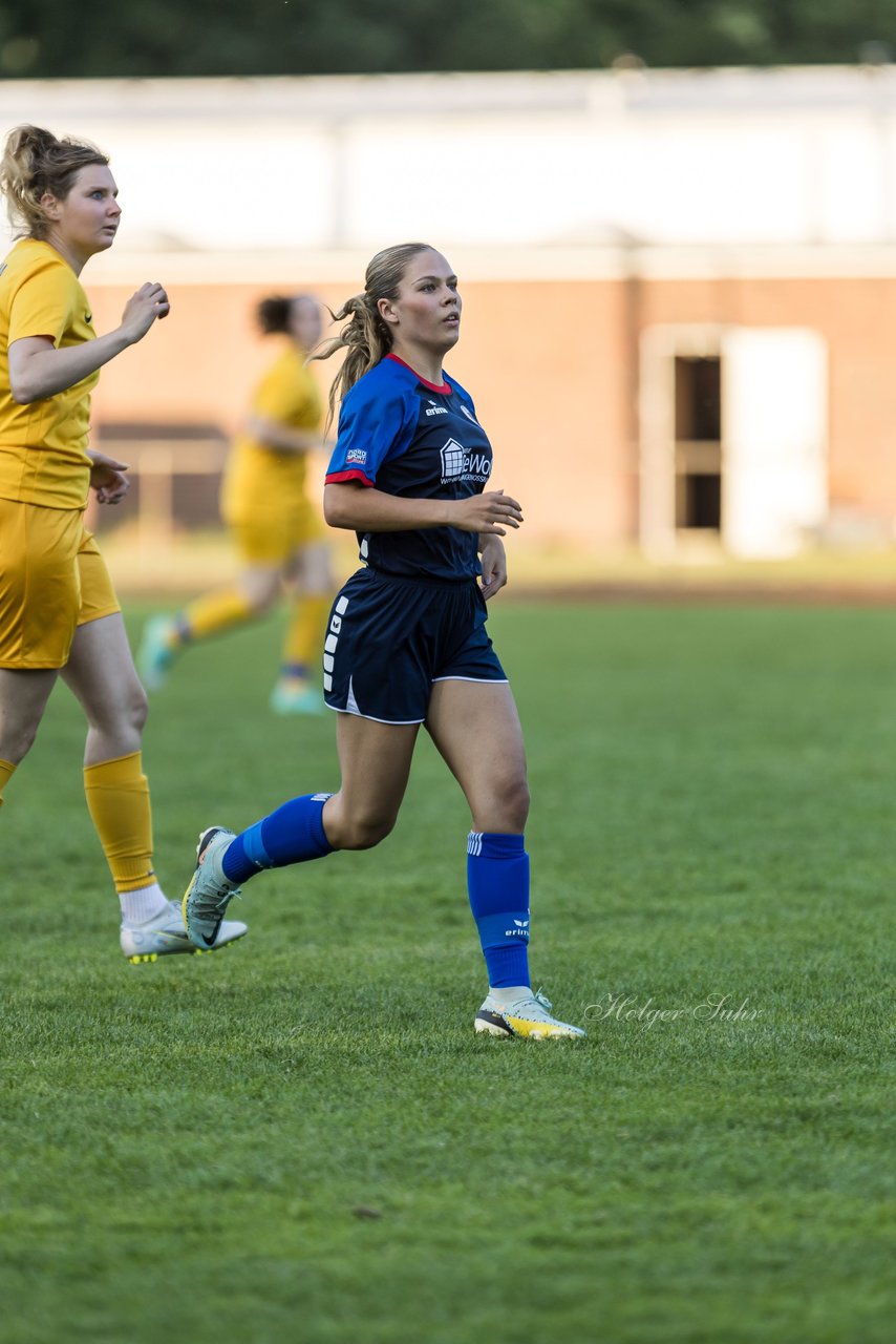 Bild 135 - Loewinnen Cup